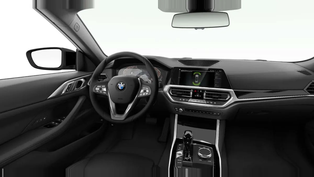 BMW Serie 4 420i Coupé en renting — Lateral