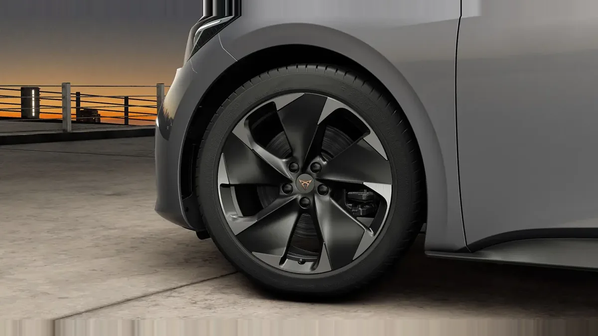 CUPRA Born e-Boost Pack Advanced Plus en renting — vista 7