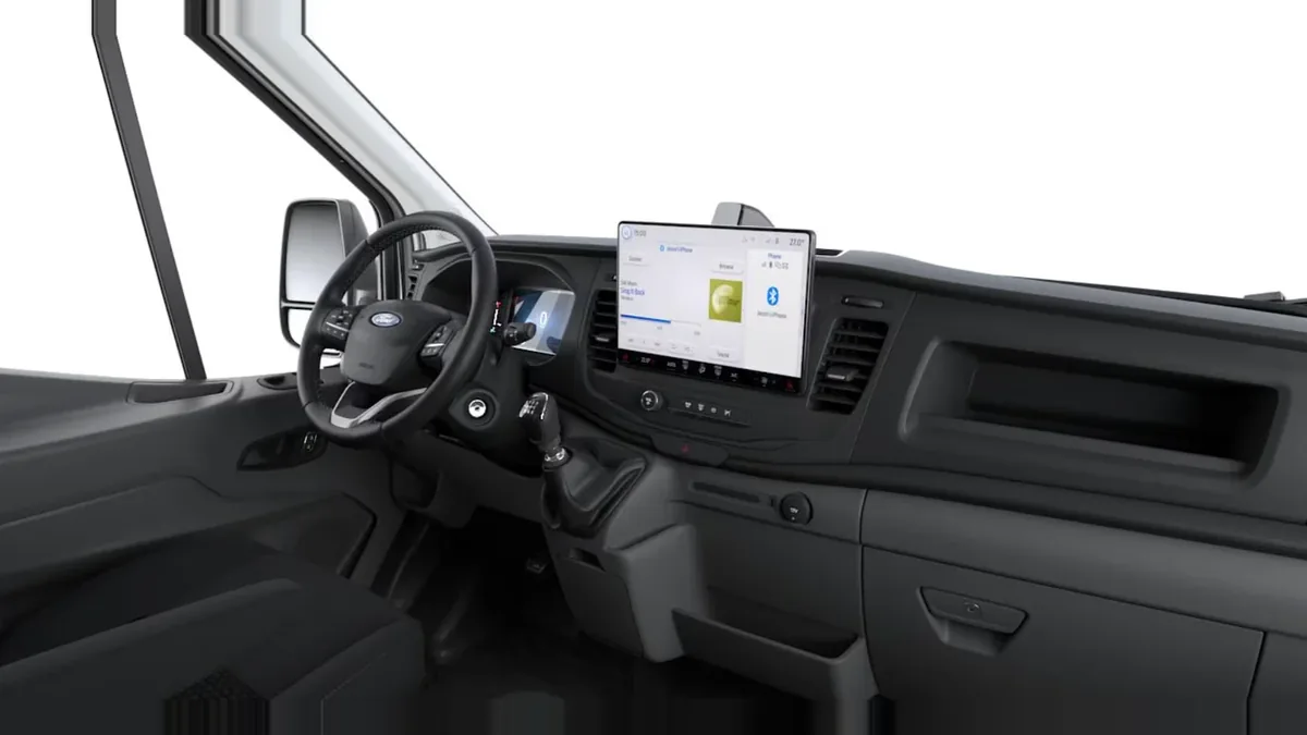 Ford TRANSIT 350 L3 Trend N1 EcoBlue 96kW FWD en renting — Delantera