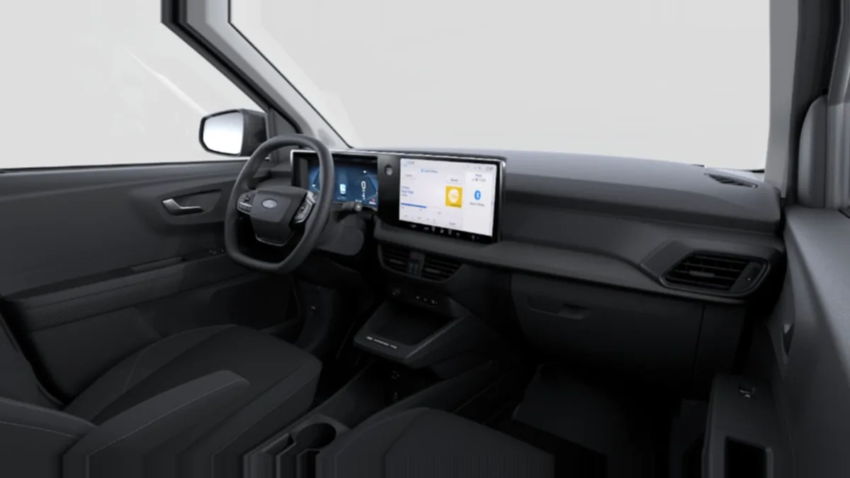 Ford Transit Courier Van Trend BEV 136cv Automática II en renting — Interior