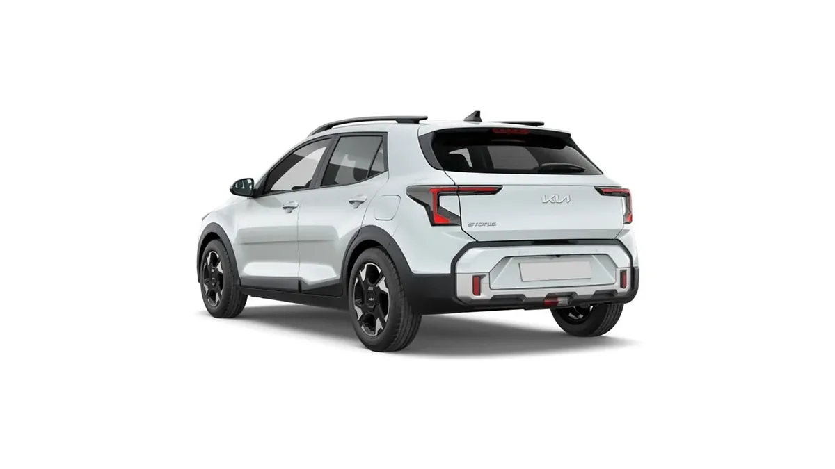 Kia Stonic 1.0 T-GDI MHEV Drive 115CV en renting — Trasera