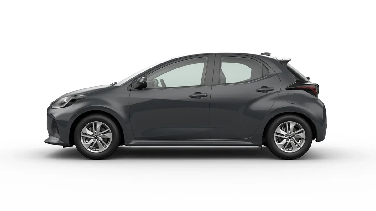 Mazda 2 Hybrid 1.5 85kW 116CV CVT Centre-Line GRY en renting — Lateral