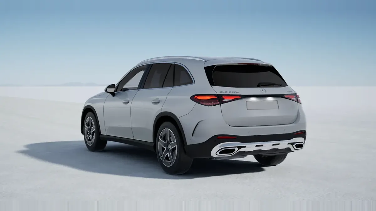 Mercedes-Benz GLC 220D 4MATIC en renting — Trasera