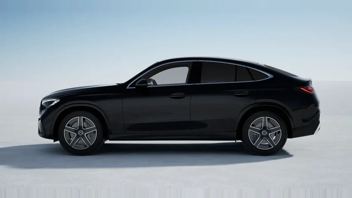 Mercedes-Benz GLC Coupé 300 de 4MATIC QS en renting — Lateral