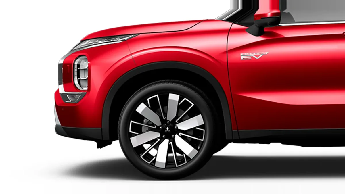 Mitsubishi Outlander PHEV Kaiteki 4WD 306CV en renting — vista 10