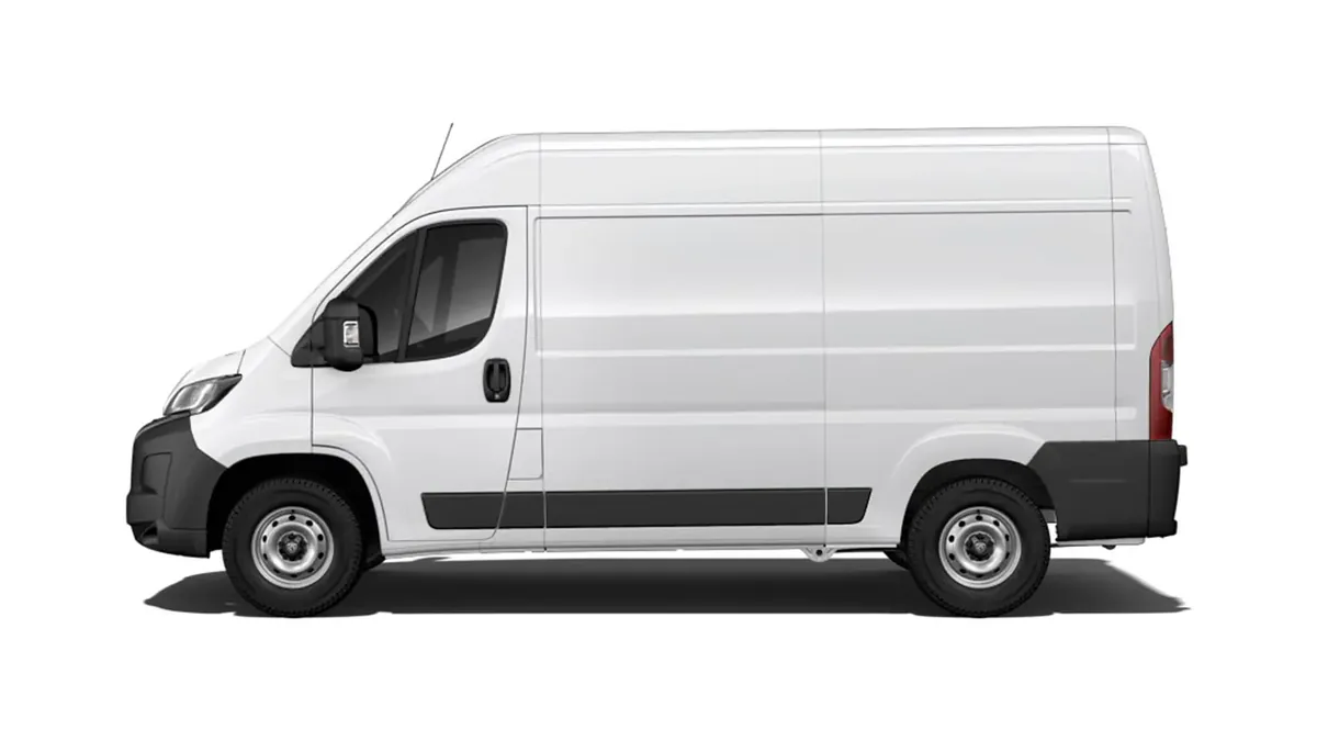 Peugeot Boxer 3.5 L2H2 BHDi S&S 6vel en renting — Lateral