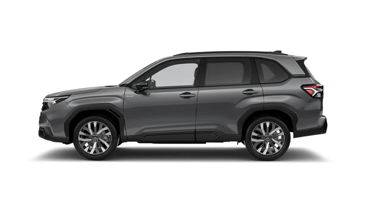 Subaru Forester 2.0i Hybrid Field CVT en renting — Delantera
