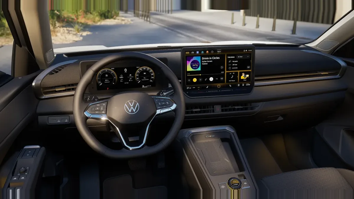 Volkswagen T-ROC Match 1.5 eTSI 85kW (116CV) DSG en renting — Delantera